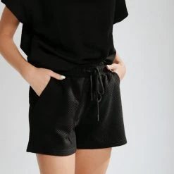 Piper & Scoot The Lenny Textured Top In Black Tops