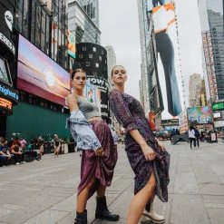 Piper & Scoot The Ugoh Shimmer Skirt In Purple