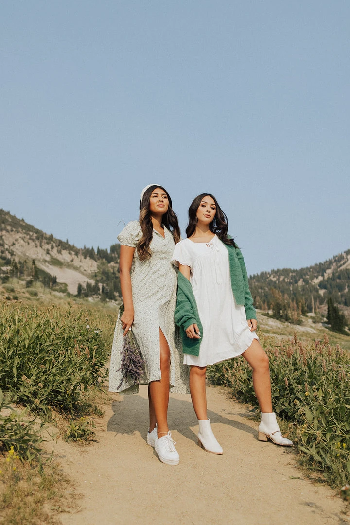 Piper & Scoot The Roberson Tie Detail Dress In White Dresses