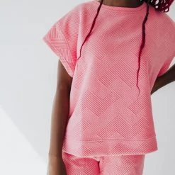 Piper & Scoot Tops The Lenny Textured Top In Bubble Gum Pink
