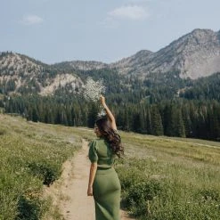 Tops Piper & Scoot: The Bonnie Ribbed Puff Sleeve Sweater In Green