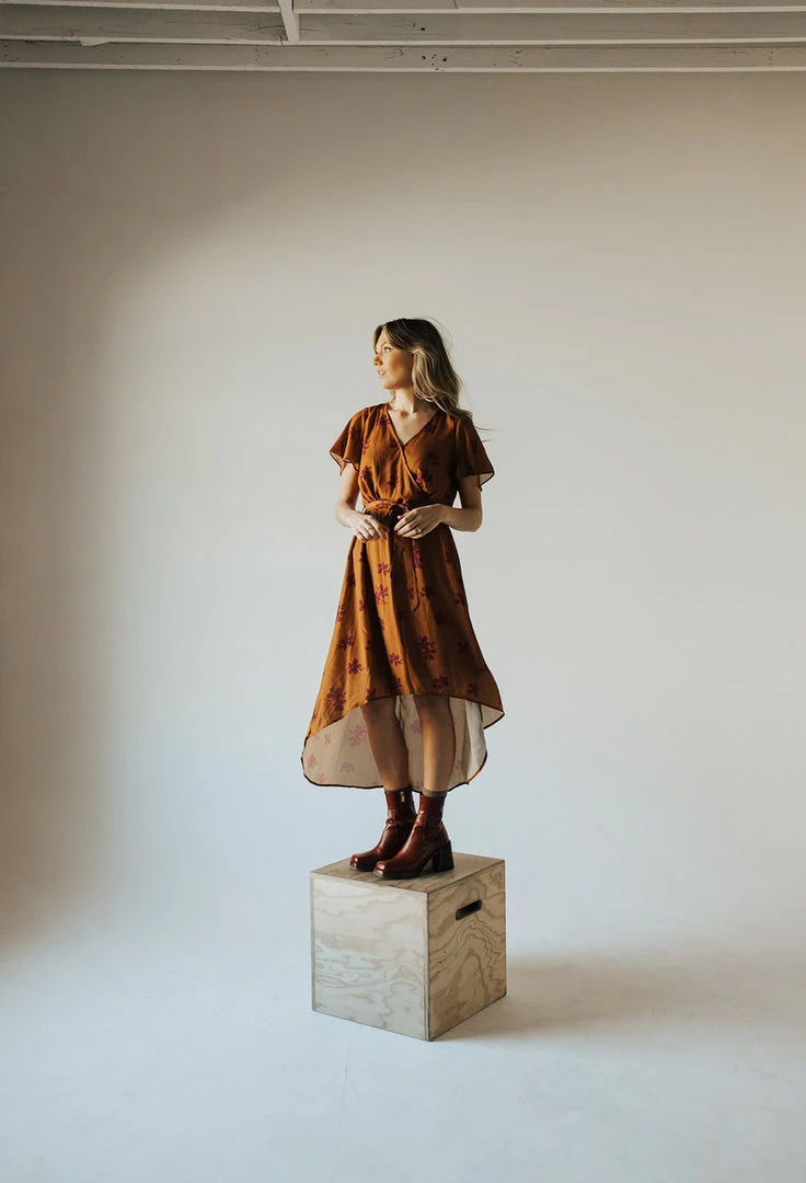 Piper & Scoot The Emir Floral Tie Dress In Camel