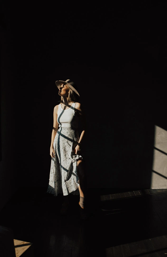 Piper & Scoot Bottoms + Jumpsuits The Waung Floral Ruffle Skirt In White